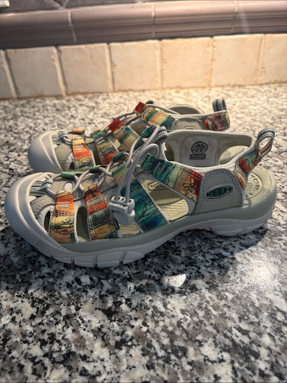 KEEN  Multicolor Closed-Toe Sport Sandals - Cream Base with Rainbow Straps